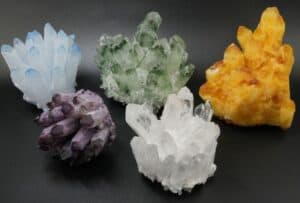 verschillende kleuren synthetische kwarts clusters China