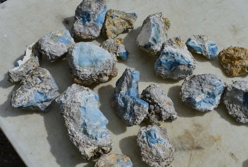 owyhee blauwe opaal - Oregon VS - foto fossil55 lapidaryforum-net